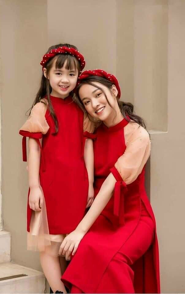Sét bộ chụp hình tết mẹ và bé gái siêu đáng yêu