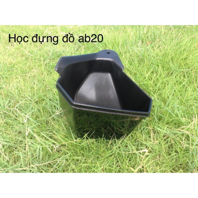 Hộc đựng đồ xe Air Blade AB 2020 (Rổ bên hông nhựa)-Đen khói