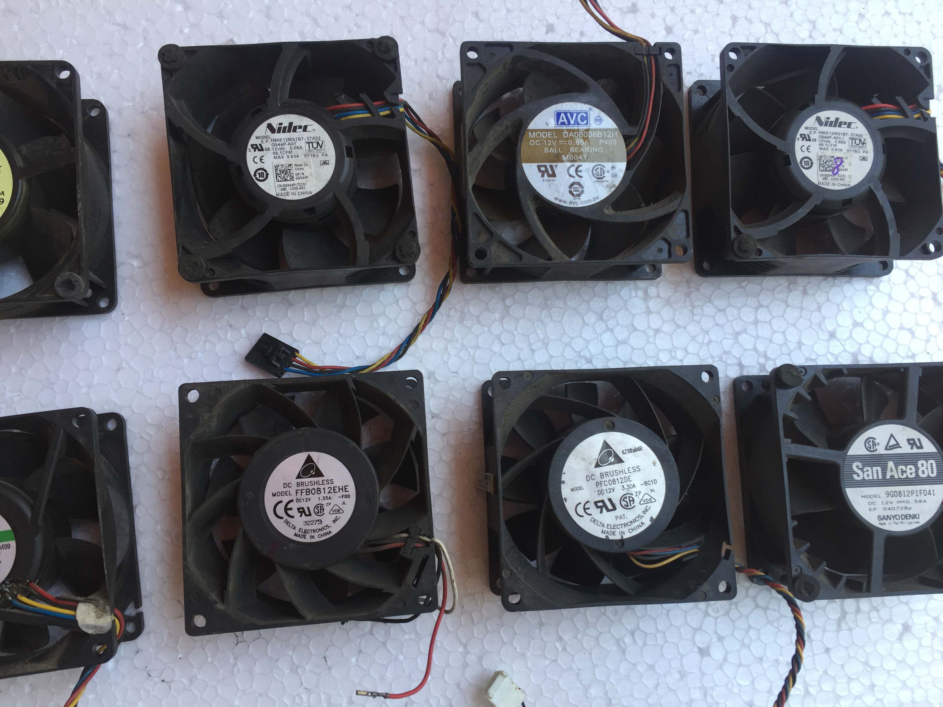 Quạt Fan 12V kích thước Fan 6 (6x6Cm) dòng điện từ 0.2A-0.5A