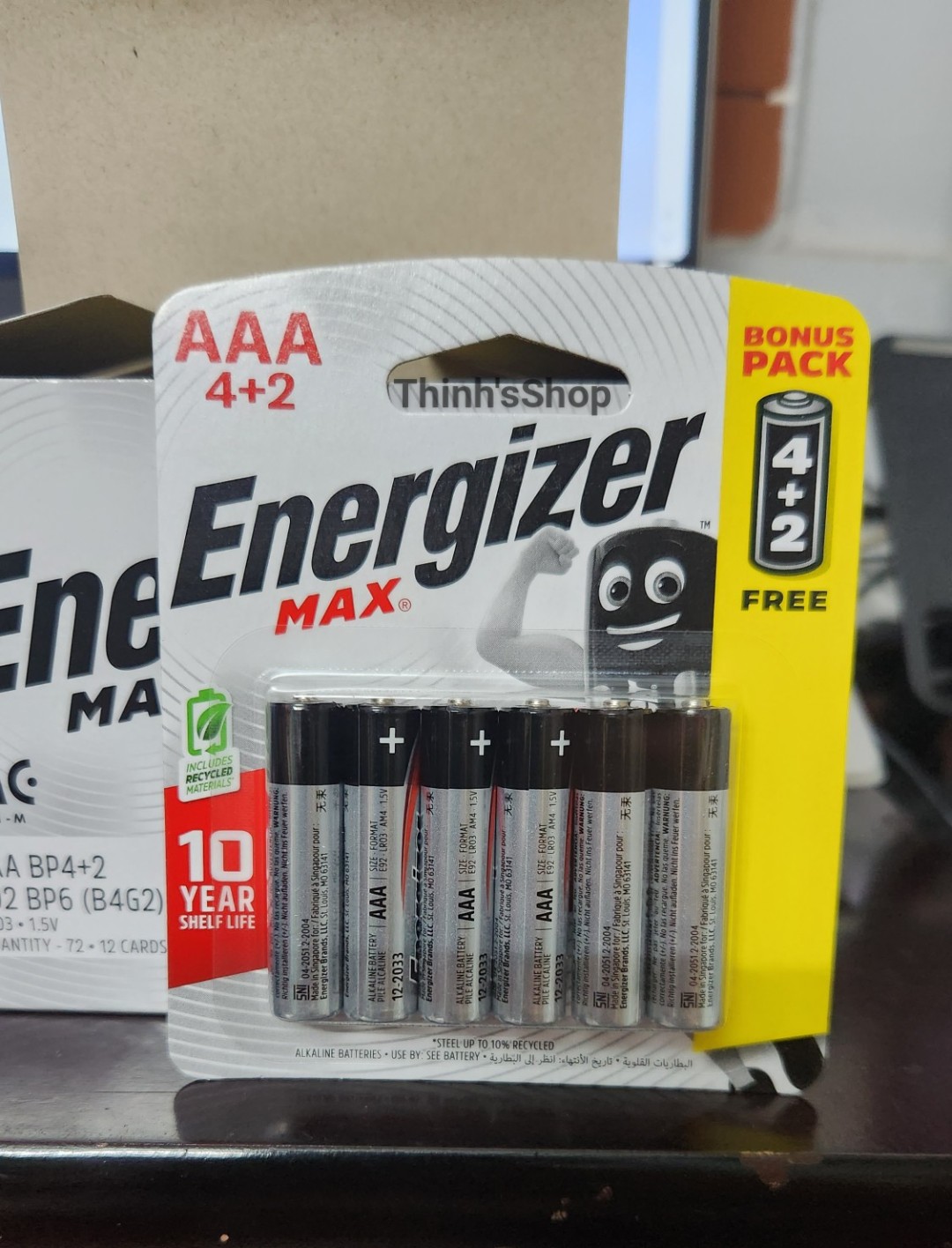 Vỉ 6 viên pin đũa AAA Energizer MAX E92 BP4+2 hàng chính hãng có logo môi trường xanh
