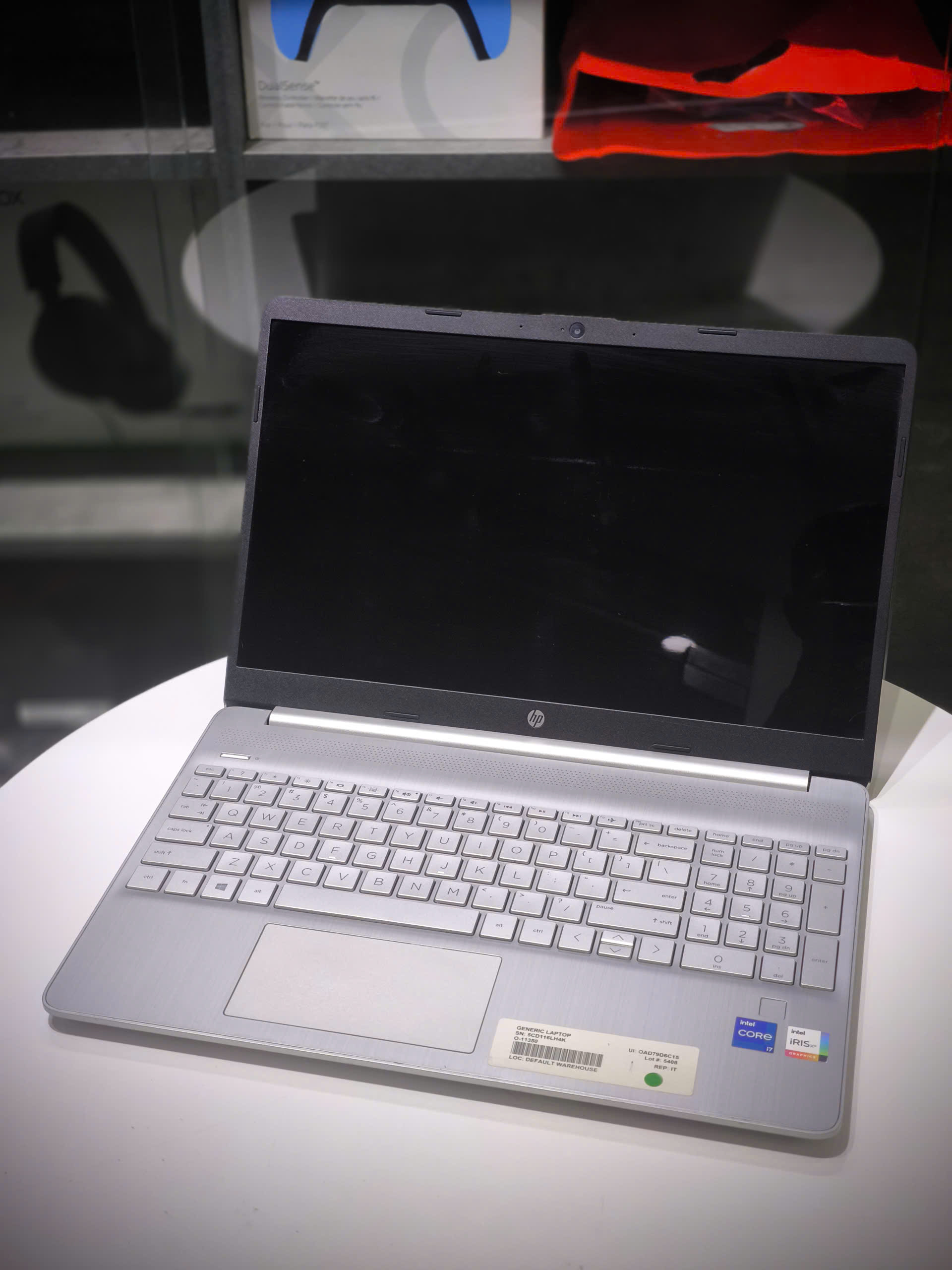 HP 15T-DY200 - i7-1165G7 / RAM 16GB / SSD 512GB / 15.6 " FHD + Touch (Seri: 5CD116LH4K)