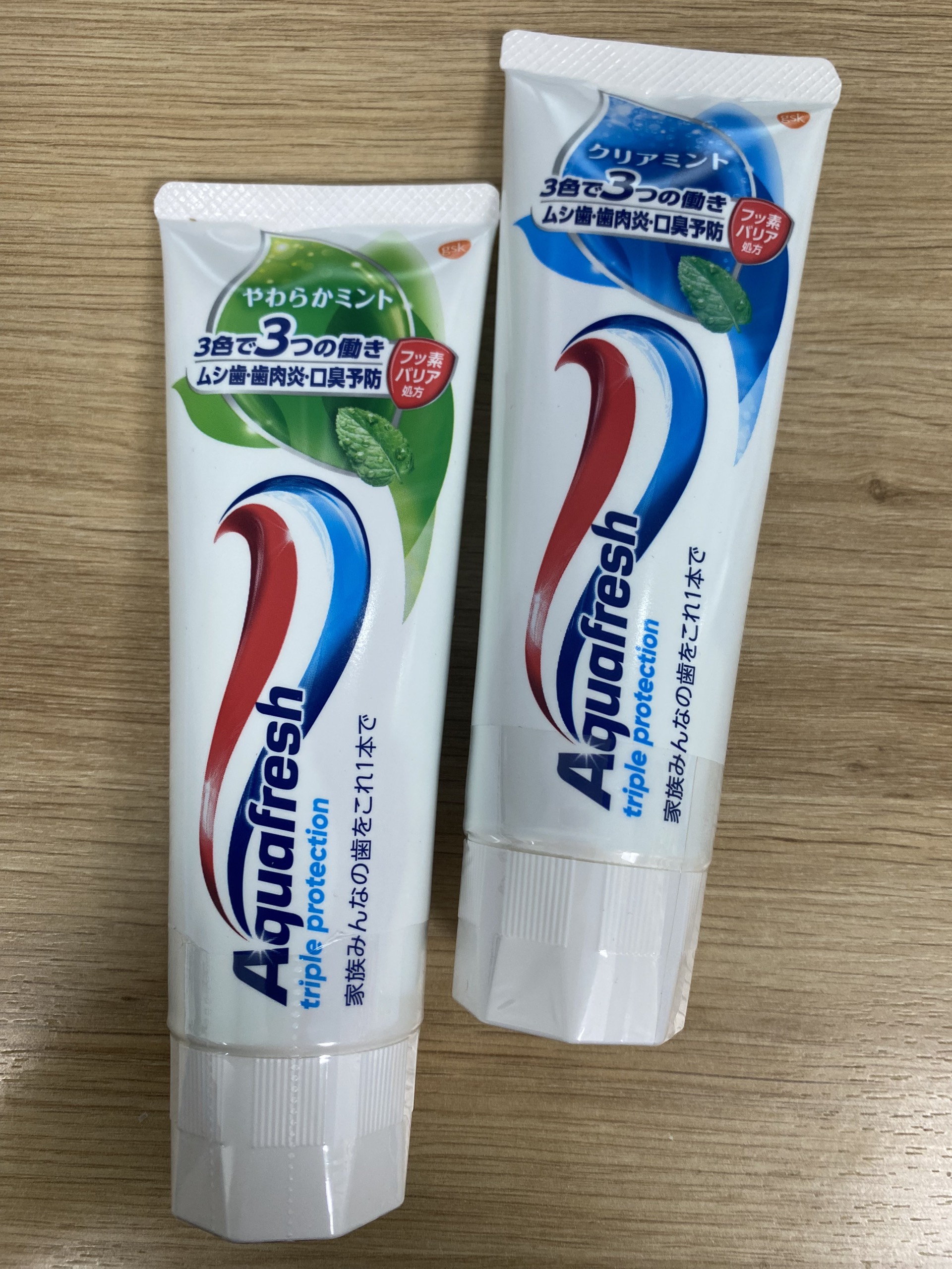 Kem đánh răng nhật bản aquafresh triple protection trà xanh/bạc hà kem đánh trắng răng 140g