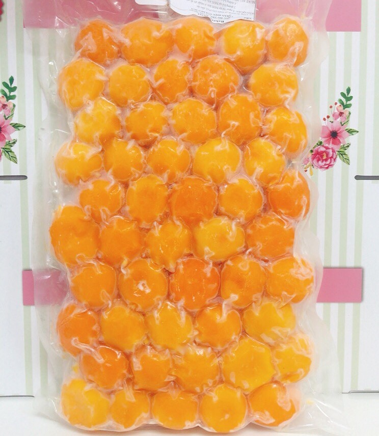 Trứng muối 14gr- 50 quả -giao còn hạn- không đổi trả