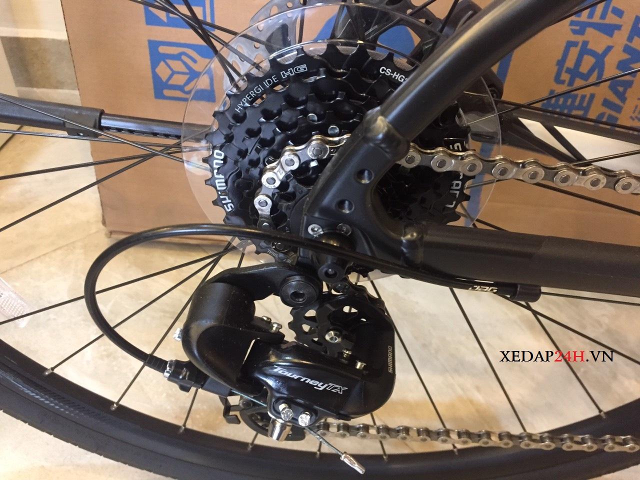 xe đạp thể thao đường phố GIANT ESCAPE 1 2020