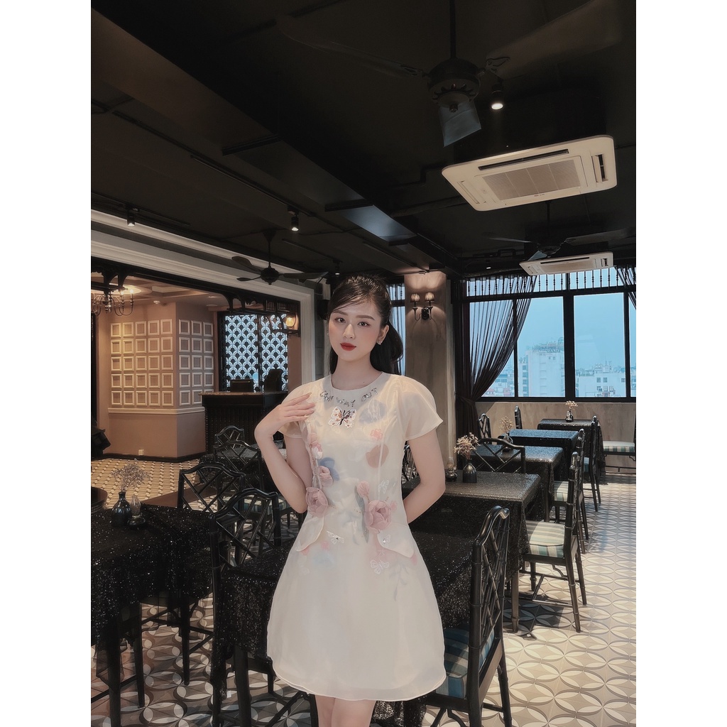 Váy đầm thiết kế đính hoa 3d
