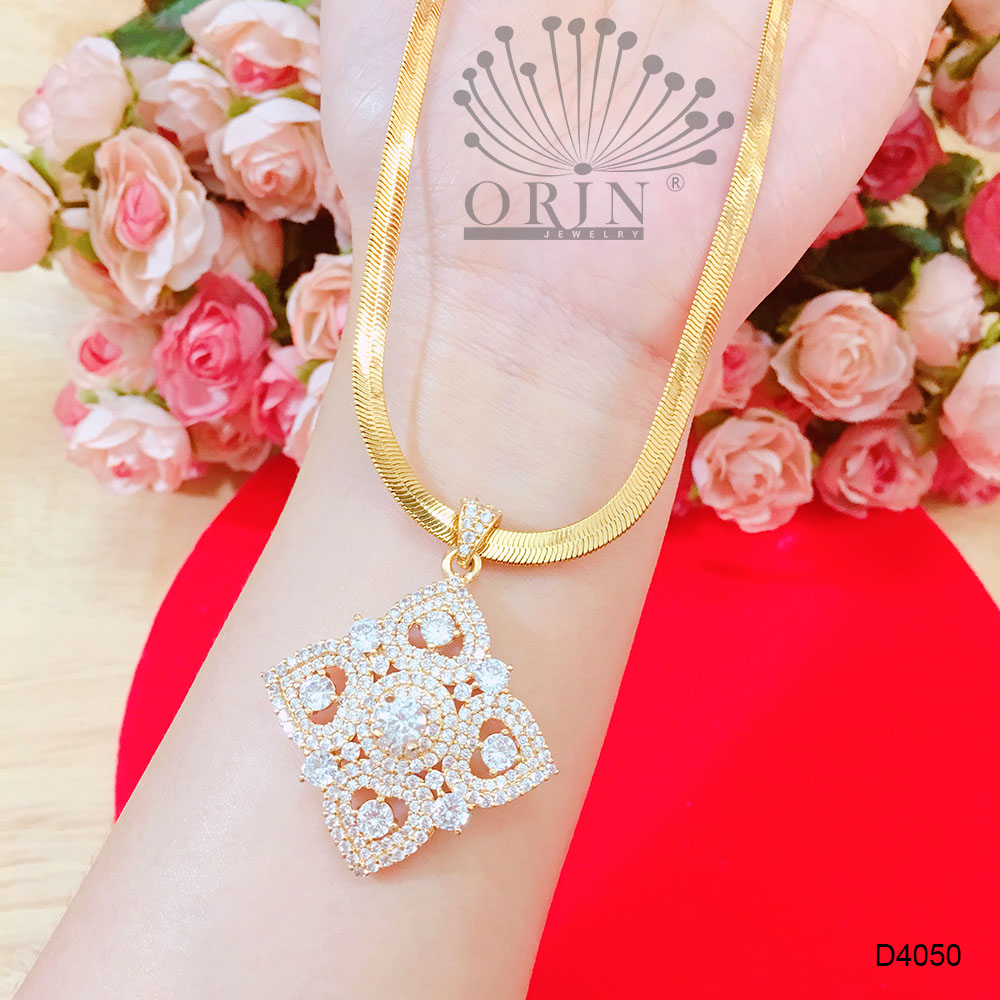 Dây chuyền nữ dạng mì dẹp mặt hình thoi cách điệu cao cấp Orin D4050 - Long Tien