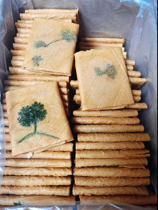 Bánh kẹp ngò vàng 100g
