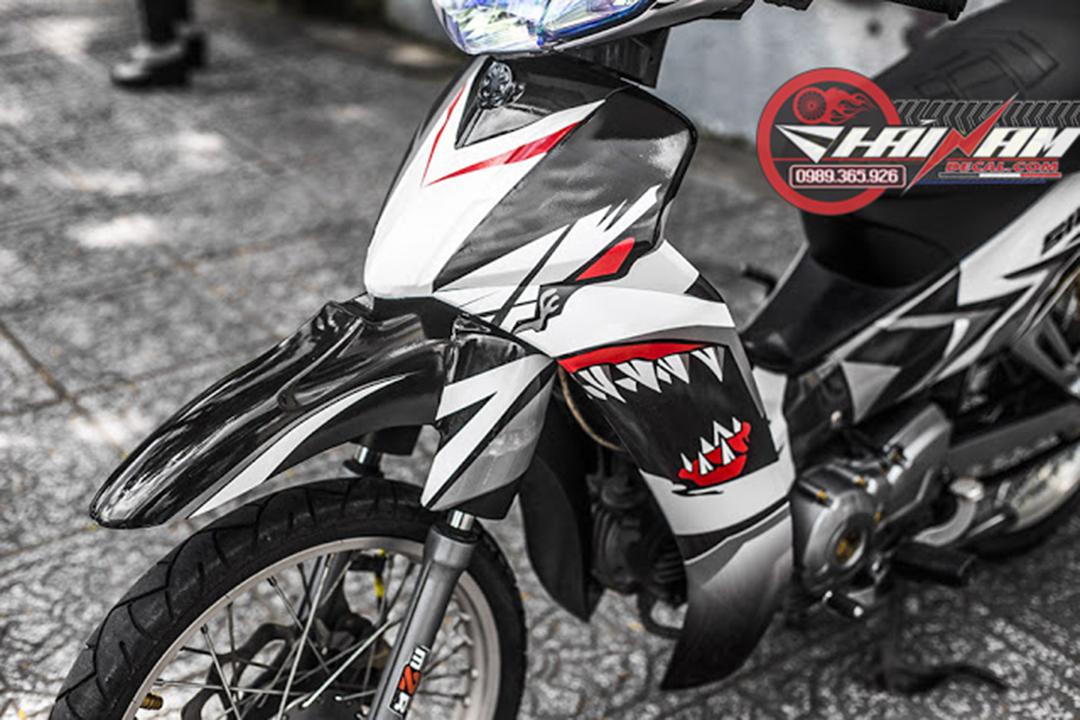 Tem Trùm Sirius Đen Trắng Cá Mập