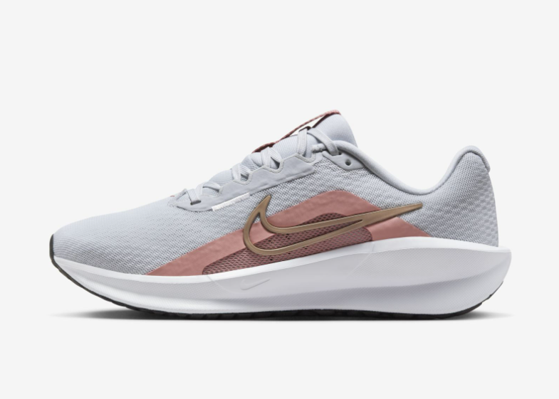 [THANH LÝ] Giày Thể Thao N i k e Women's Downshifter 13 Road Running Shoes - White Size 7 - Tấm Lót Giày Bị Lỗi