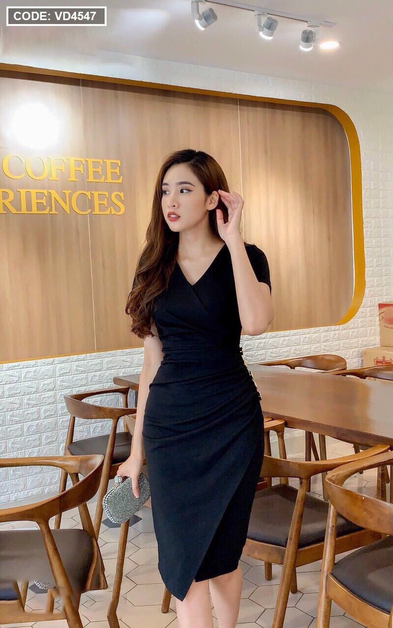 Đầm ôm nhún eo diện tết xinh xắn dễ thương