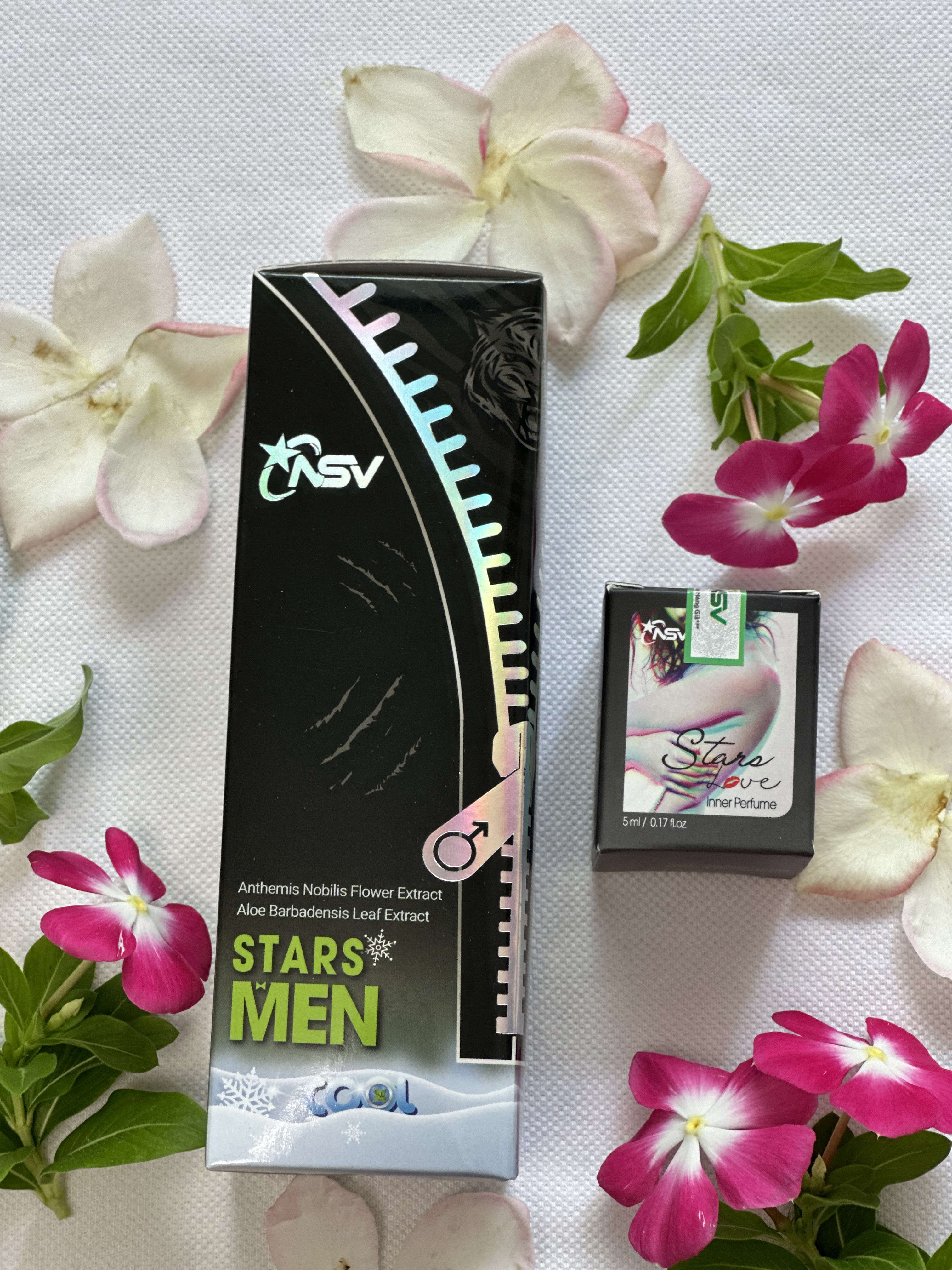 Dung dịch vệ sinh tạo bọt Nam Stars Men tặng chai nước hoa vùng kín Stars Love