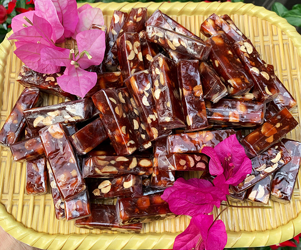 Kẹo chuối gừng mè đậu phộng - túi zip 500g - đặc sản bến tre