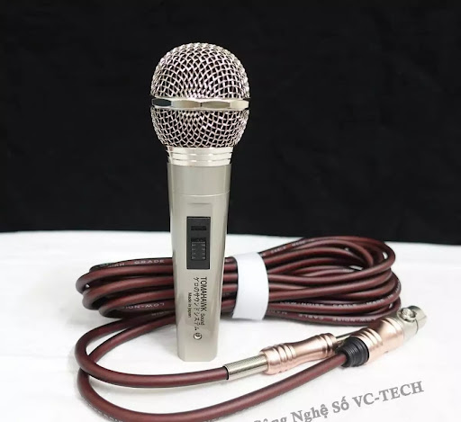 Micro Có Dây Karaoke, Chất Lượng Cao, Hàng Cao Cấp, Mic Bãi Xịn Có Dây TOMAHAWK – Công Nghê Số VC-TECH, Độ Chống Hú, Chống Nhiễu, Lọc Âm Tốt, Kết Nối Dễ Dàng Với Các Thiết Bị Hát Karaoke Qua Cổng 6.5mm