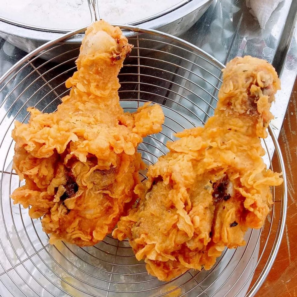 bột chiên gà KFC  1kg làm được 3,5kg gà