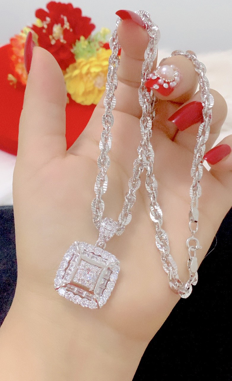 Dây chuyền mặt xoàn mạ bạch kim cao cấp P1747