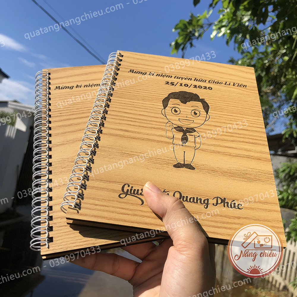 Sổ tay bìa gỗ khắc hình theo yêu cầu - sổ tay ghi chú - giá siêu rẻ, đa dạng mẫu mã, chất lượng đảm bảo và cam kết hàng đúng như mô tả