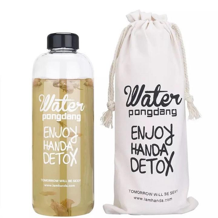 Bình nhựa đa năng Pongdang 1000ML - tặng kèm túi đựng bằng vải dây rút cute