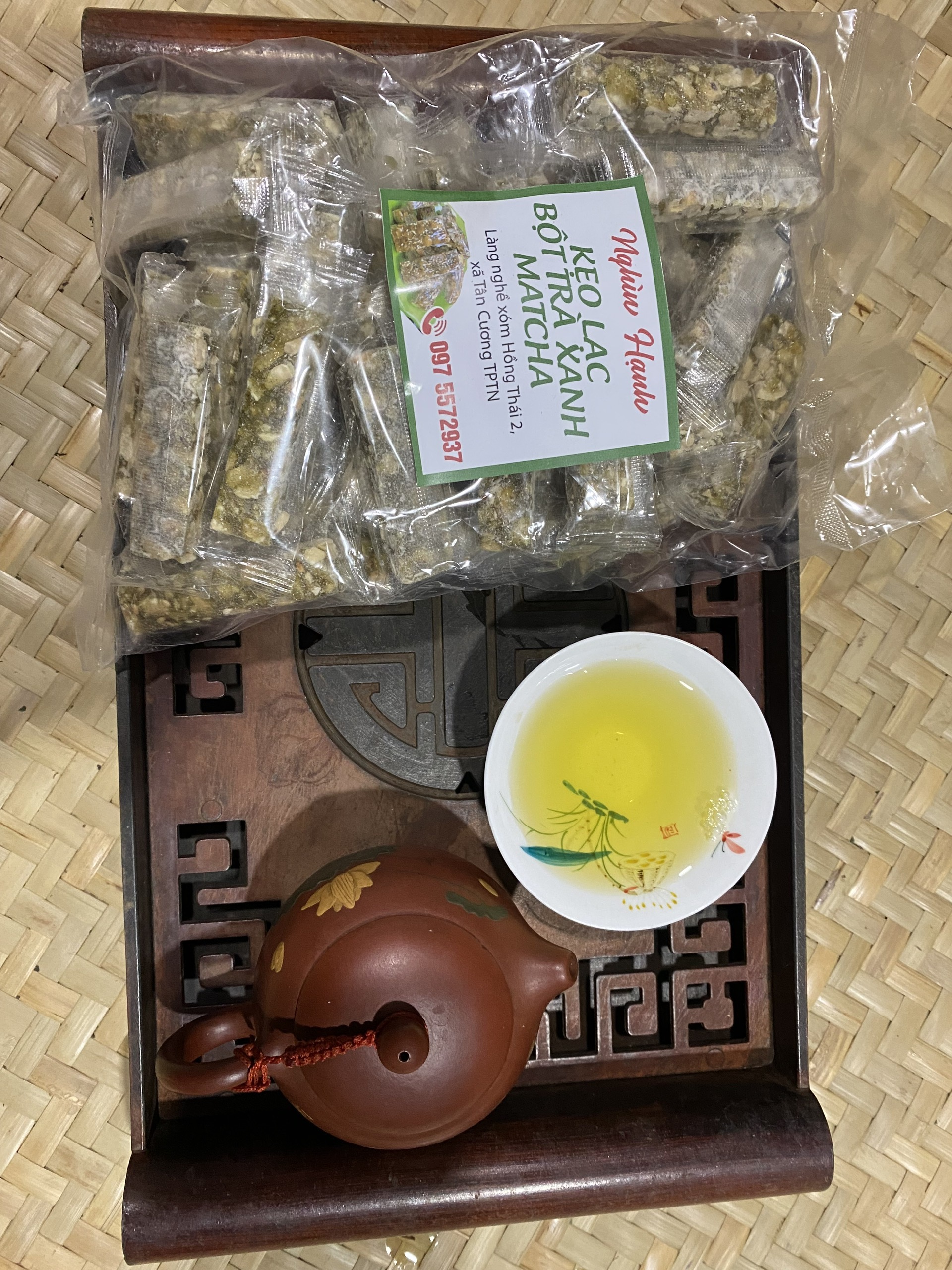 Kẹo lạc bột trà xanh matcha - trà nghìn hạnh tân cương