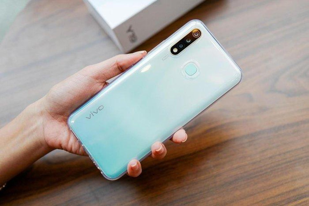 Ốp lưng dẻo trong suốt cho Vivo Y19 (Loại A+ chống bẩn, chống ố vàng)