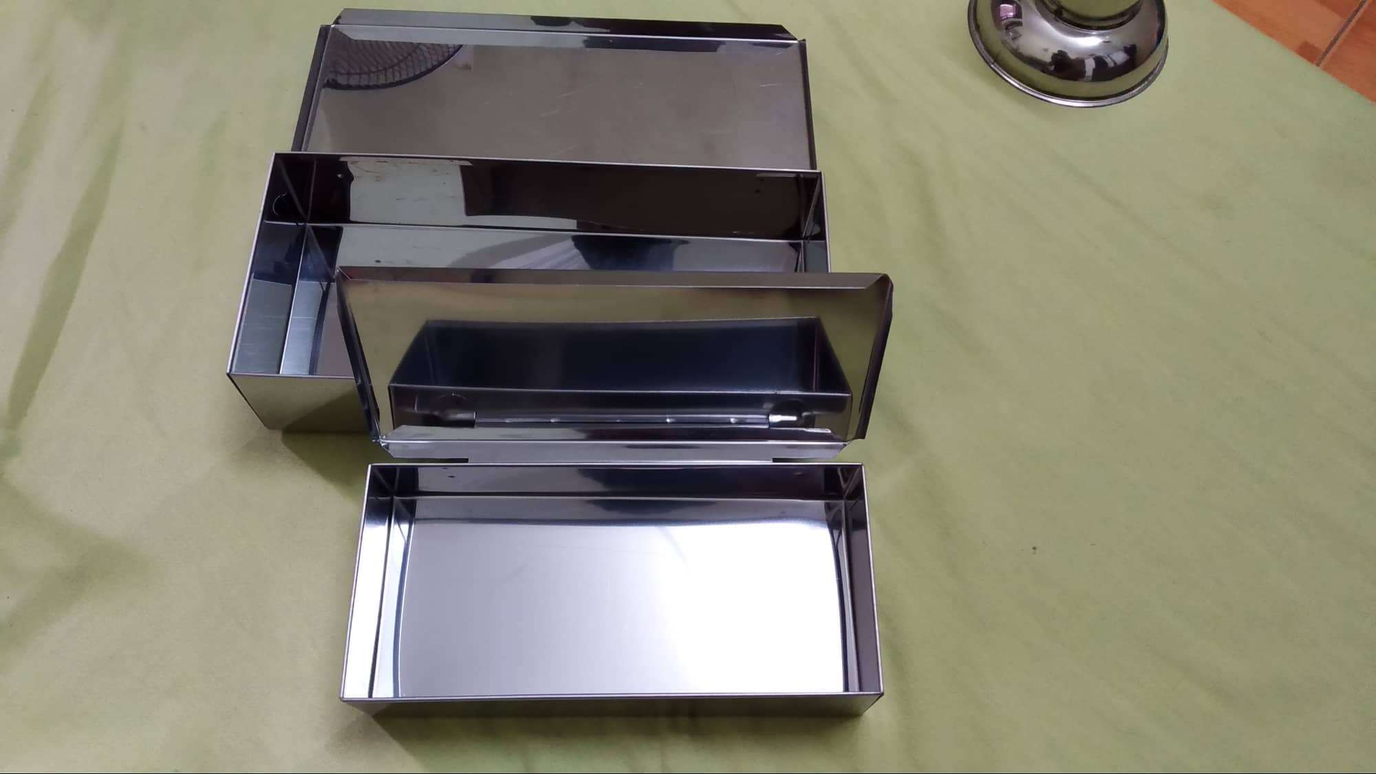 Hộp chữ nhật - Hộp gò đựng dụng cụ y tế