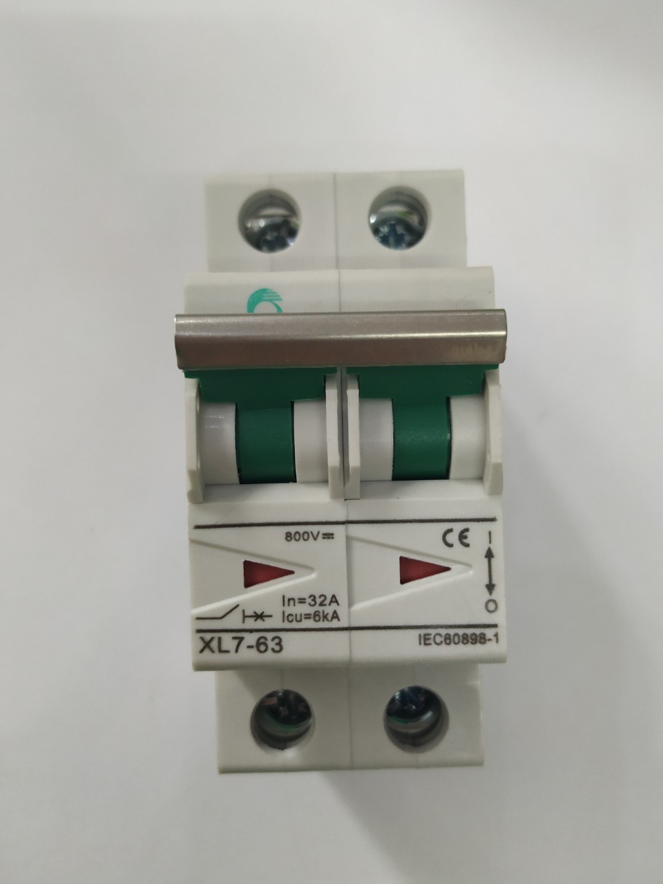 Aptomat 1 chiều MCB DC 2P Sunlight 10A 16A 20A 25A 32A 40A 50A 63A 800VDC