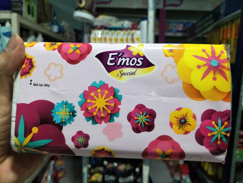Khăn giấy lụa rút E'mos Special 250 tờ 2 lớp