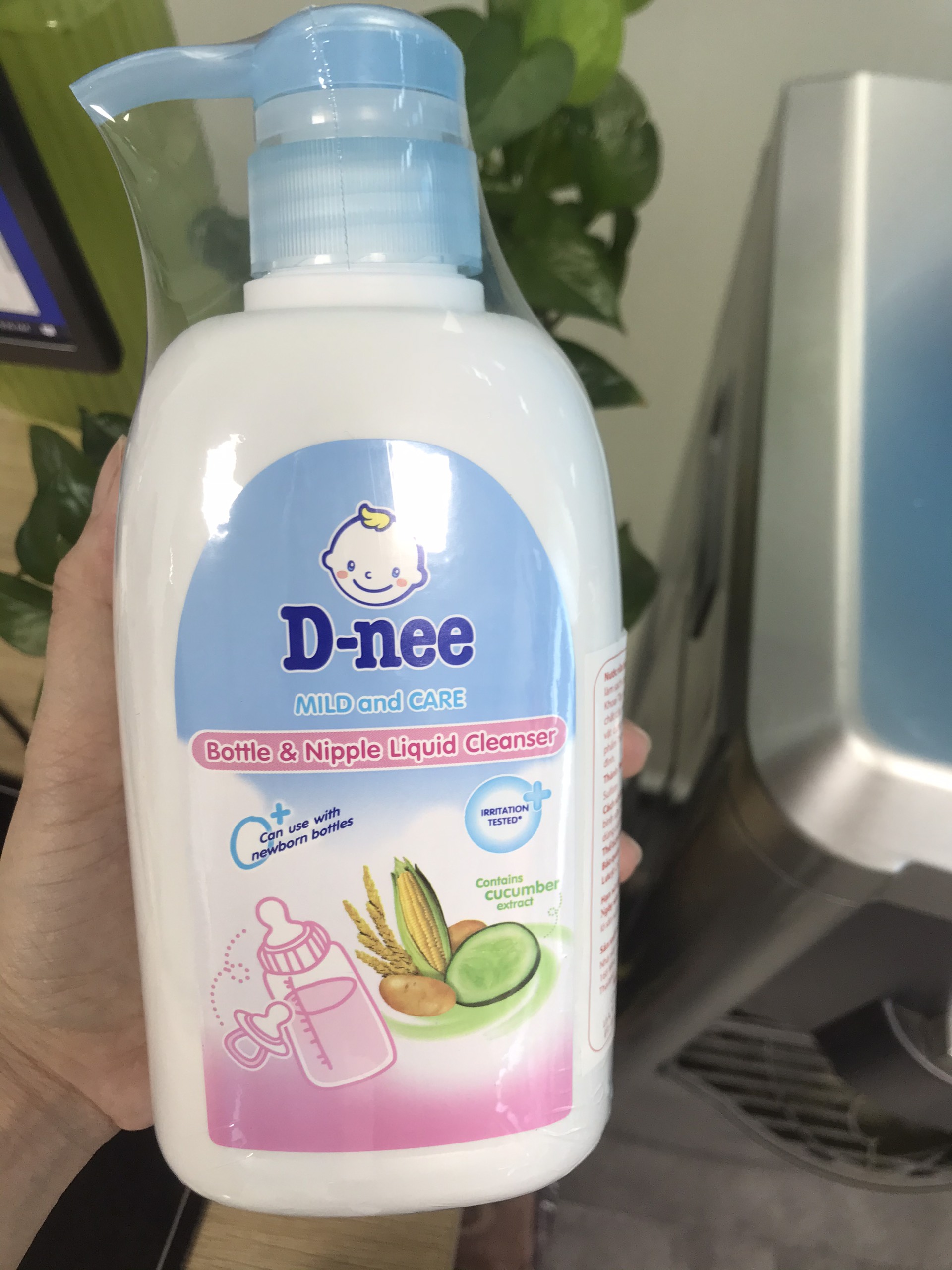 Nước rửa bình sữa D-NEE Mlid & Care Bottle & Nipple Liquid Cleanser 500ml