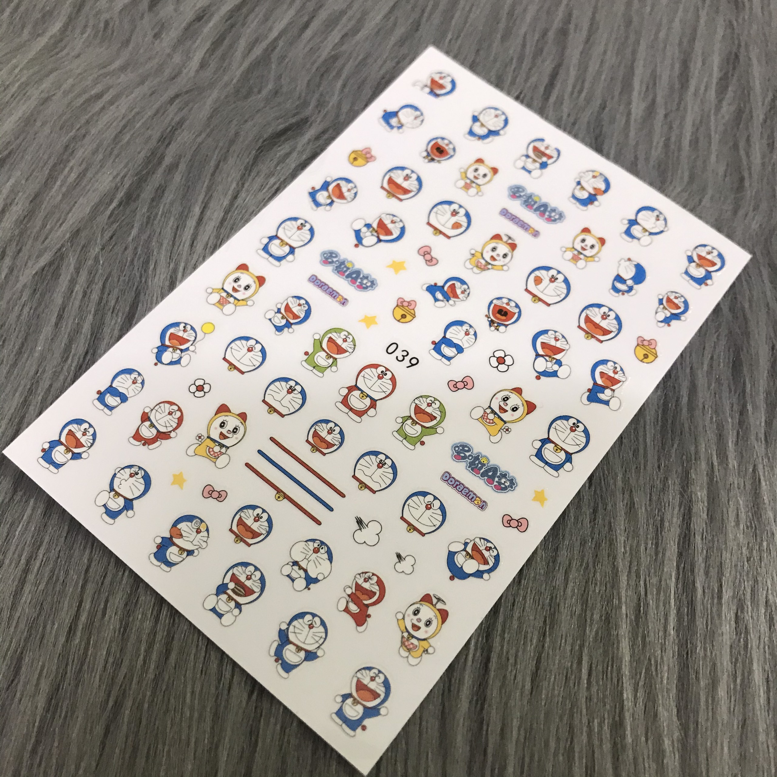 Sticker dán móng doraemon