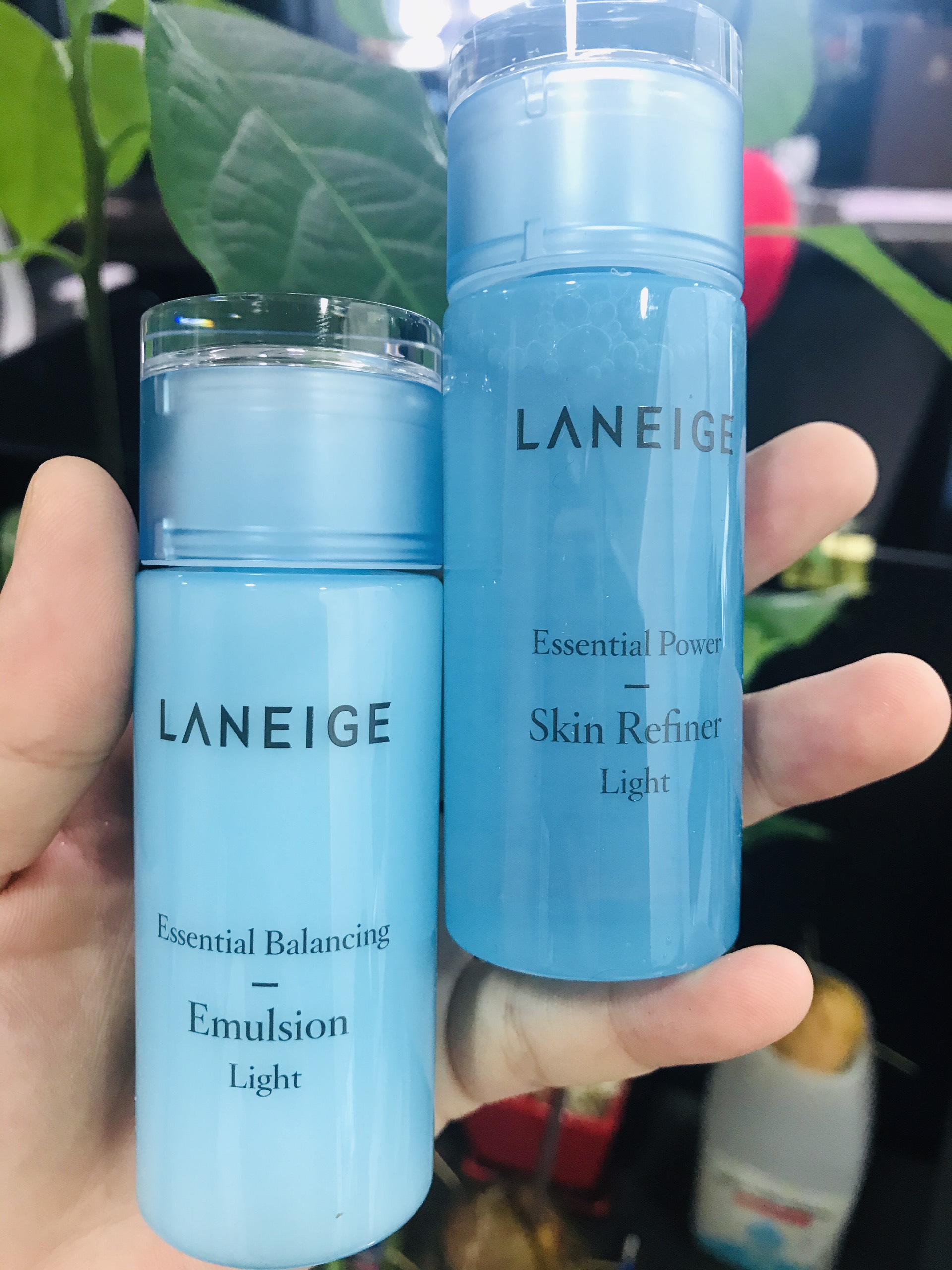 Set nước hoa hồng + sữa dưỡng Laneige cấp ẩm chuyển sâu 50ml