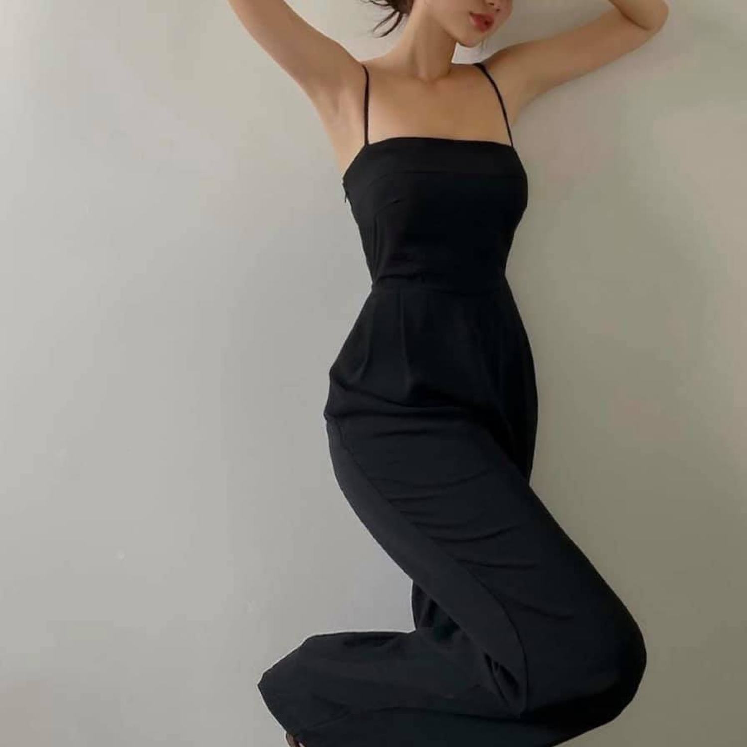 B2 jumpsuit dài có đệm mút ngực