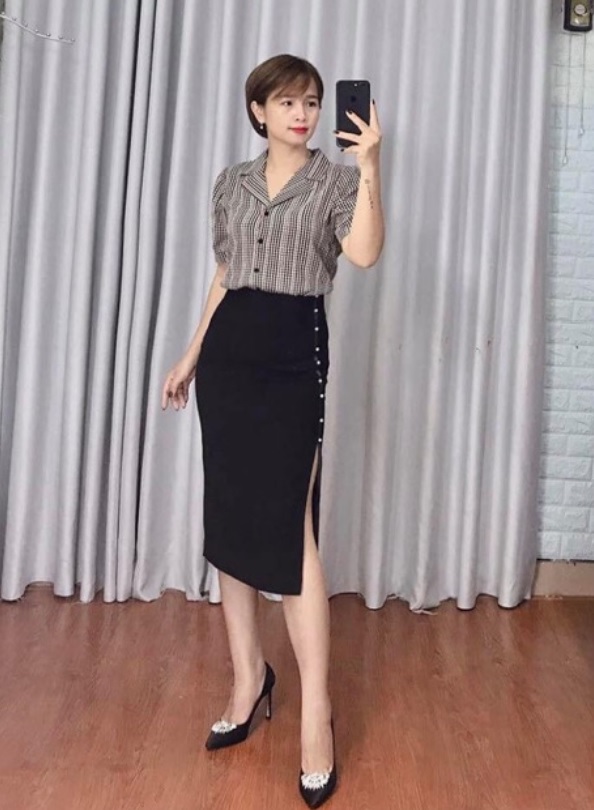 Chân váy gắn hạt thủ công kina vải umi dáng midi