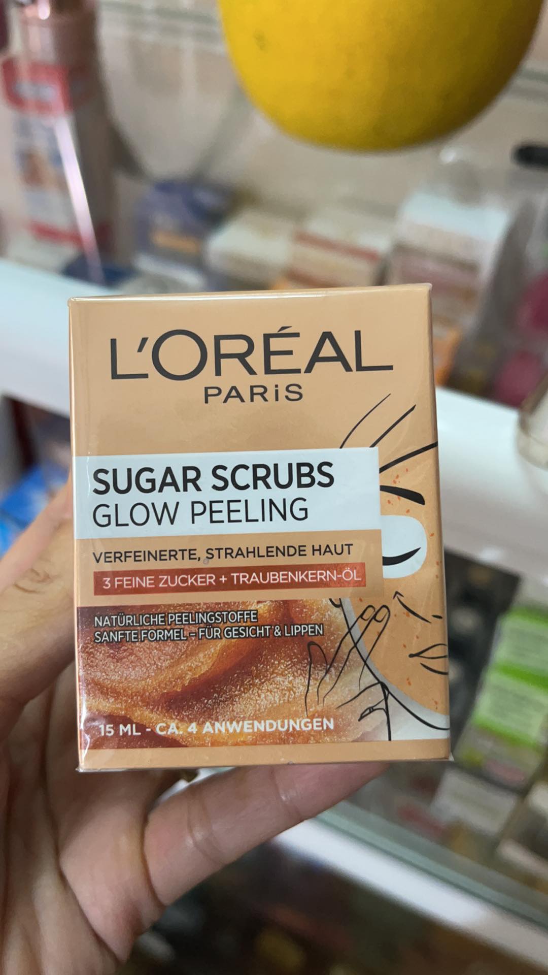 TẨY TẾ BÀO CHẾT MẶT MÔI LOREAL PARIS SUGAR CRUBS