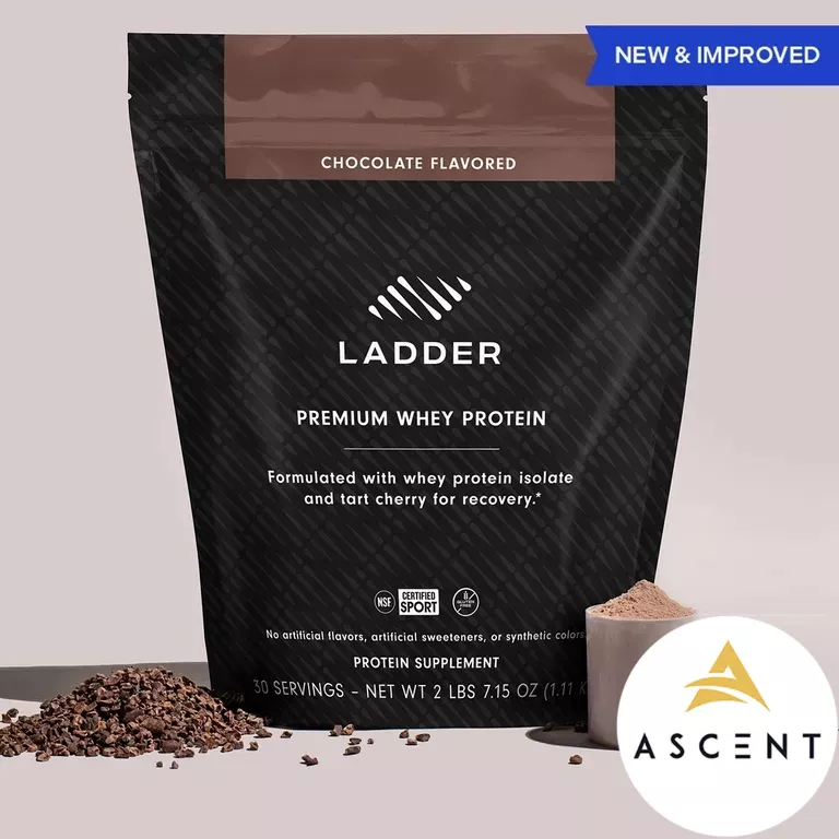 LeBron James và Arnold Whey Protein Isolate + chiết xuất cherry LADDER