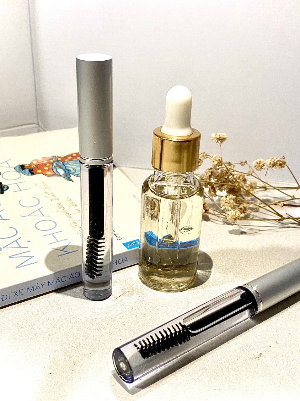 Mascara dưỡng mi dầu dừa nguyên chất - bà bảy hậu giang