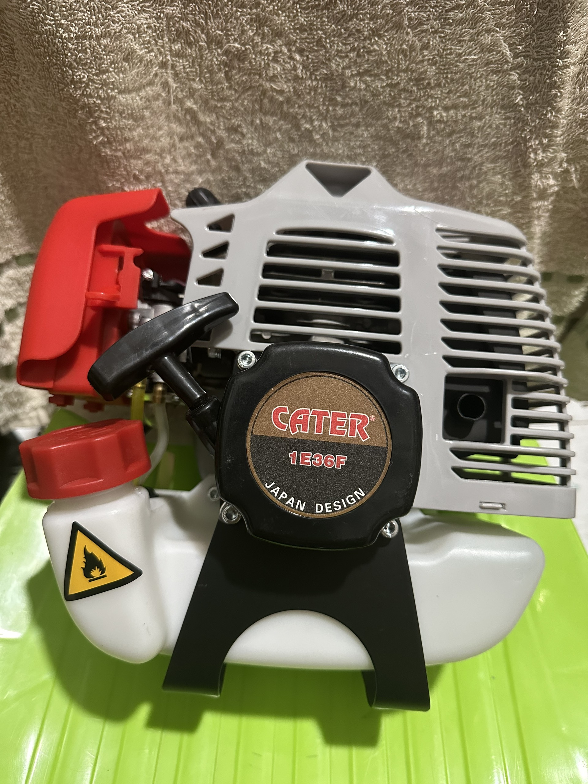 [HCM]ĐỘNG CƠ MÁY CẮT CỎ 330 - 2 THÌ. TẶNG KÈM BẮP CHUỐI + BUGI 2 THÌ