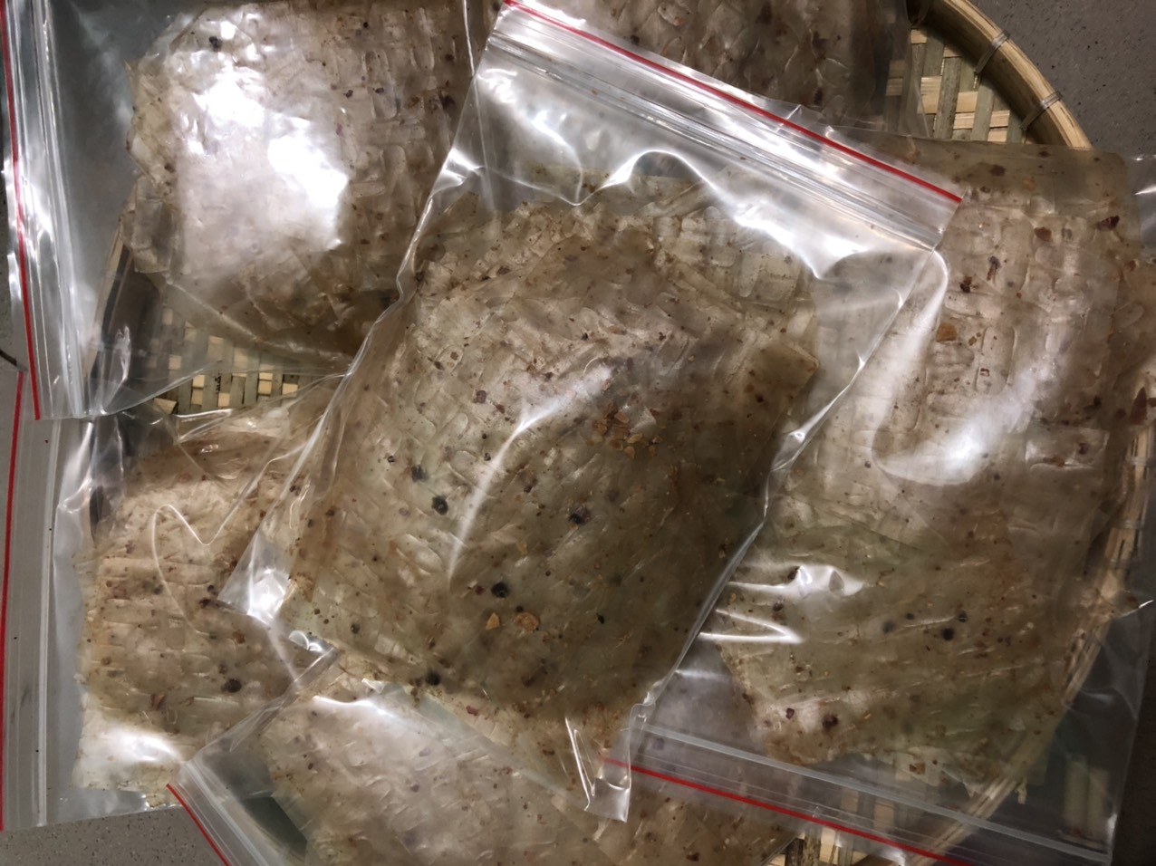 Bánh tráng xike túi zip 100gr