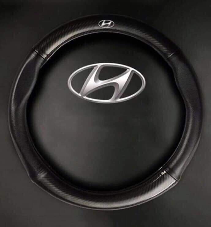 Bọc vô lăng vân carbon cho xe ô tô Hyundai I10, I20, I30, Accent, Santafe, Tucson, Kona, Getz, Avante, Elantra, Sonata