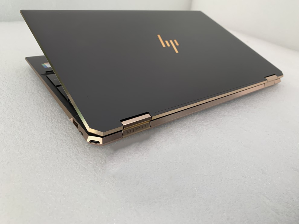 HP Spectre x360 15t-eb100 i7 1165G7 15.6-Inch 4K cảm ứng gập 360 độ