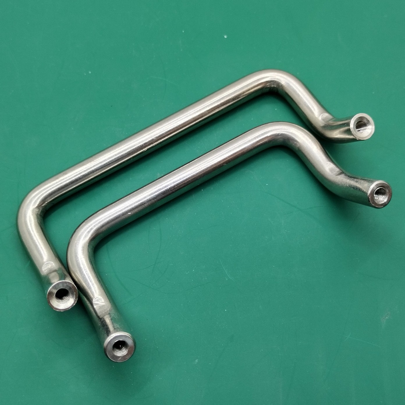 Tay nắm cửa inox