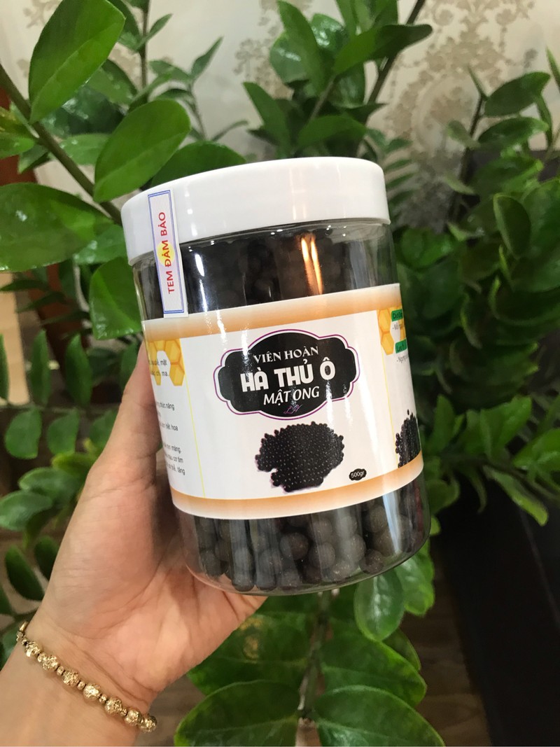 1kg viên hà thủ ô mật ong đen tóc đẹp da