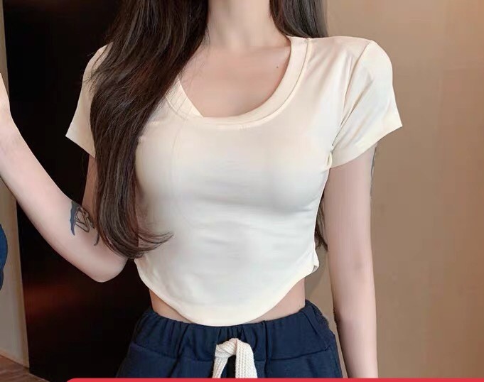 Áo croptop tay ngắn cổ tròn