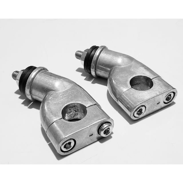 Gù xéo lắp ghi đông 22mm- nhôm bạc