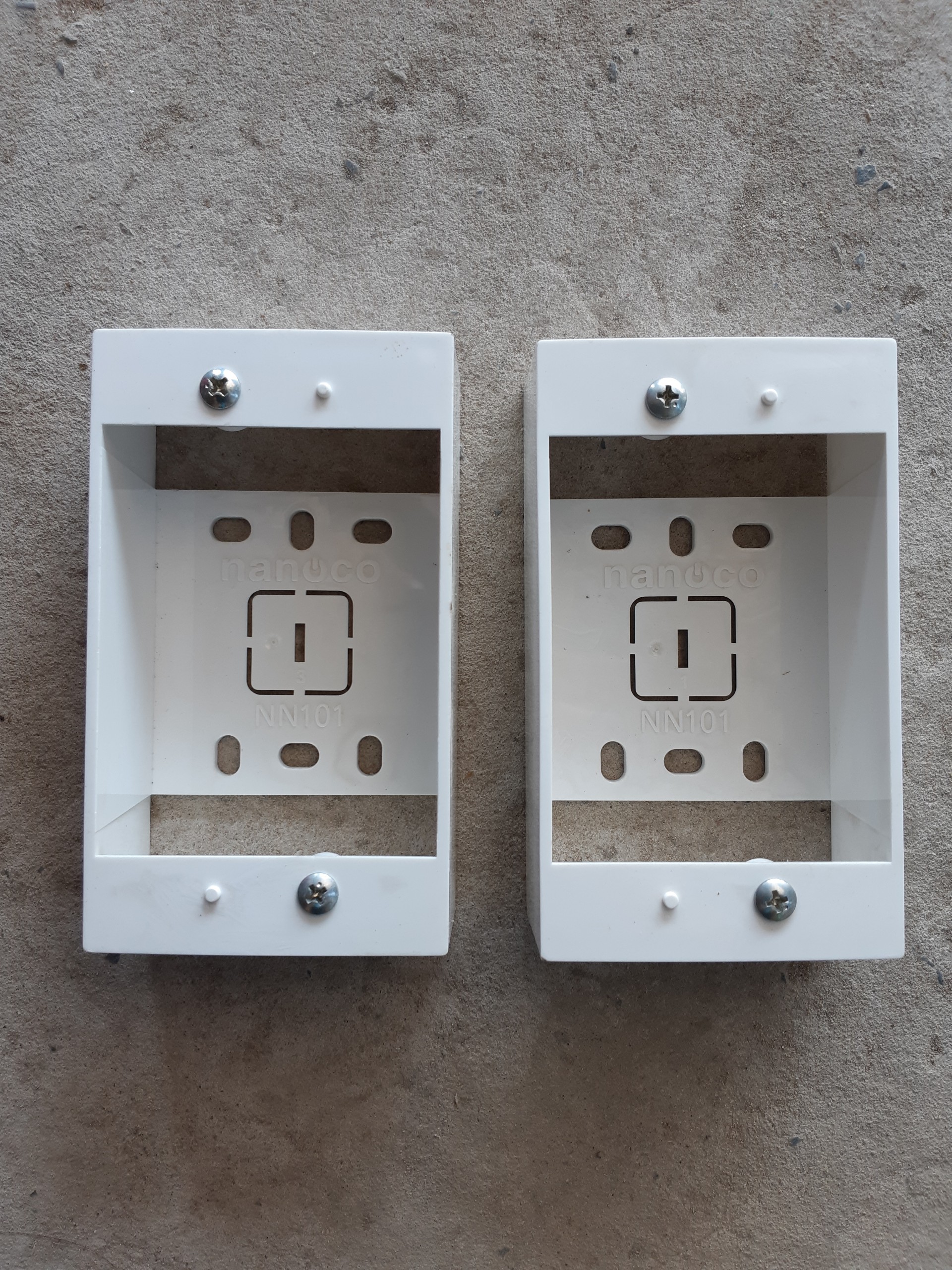 Đế nổi đơn NANOCO NN101 ( bộ 2 cái)