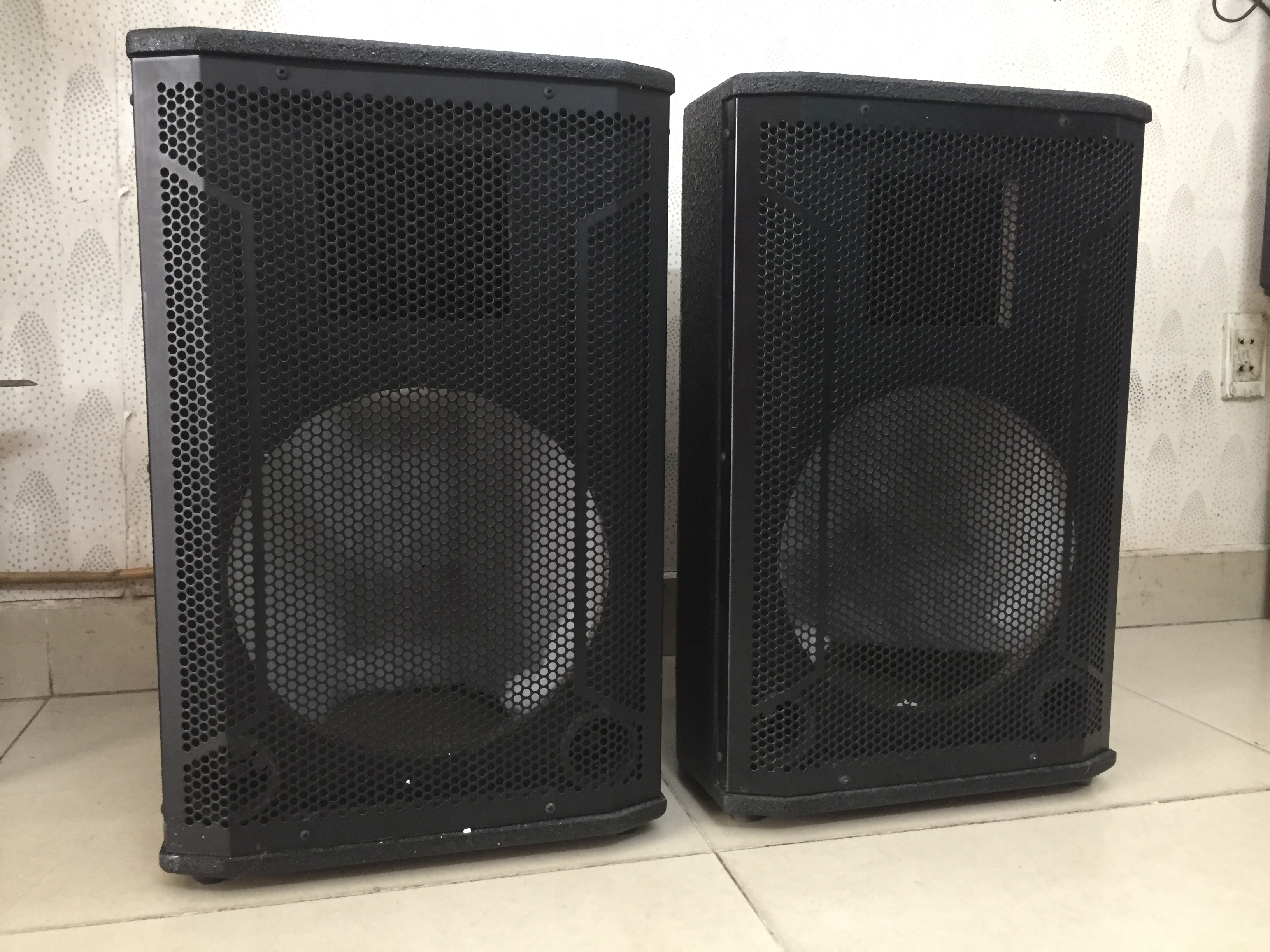 Vỏ thùng loa 4 tấc, loại cao cấp, gan hong dai 750