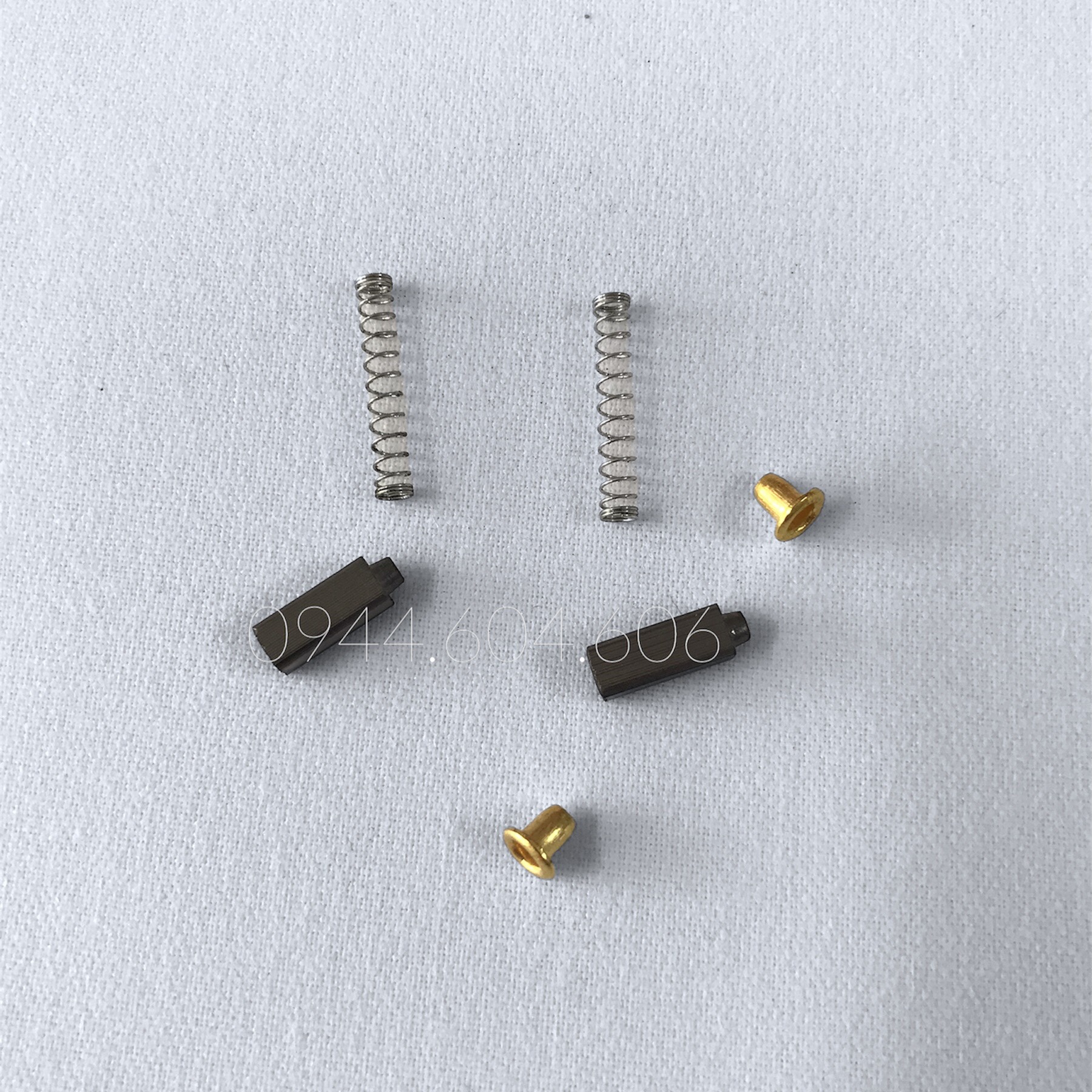 Than motor máy may - than motor máy vắt sổ