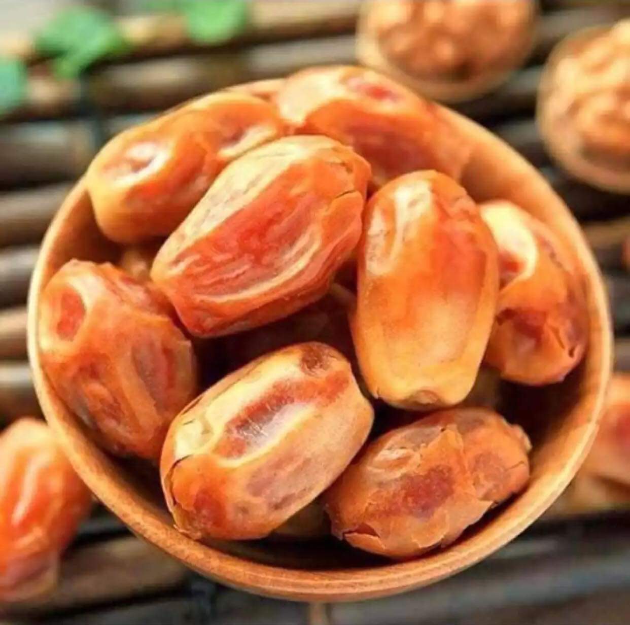 Hộp 500gr Chà Là Ai Cập Sấy Lạnh Dẻo Ngon Không Đường ( NOLA FOOD ) - LOẠI ĐẶC BIỆT