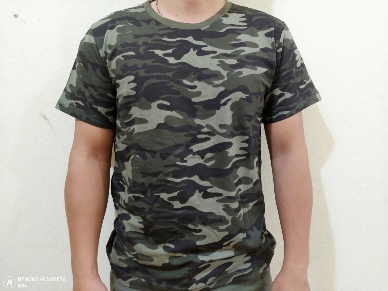 Áo phông rằn ri phong cách lính