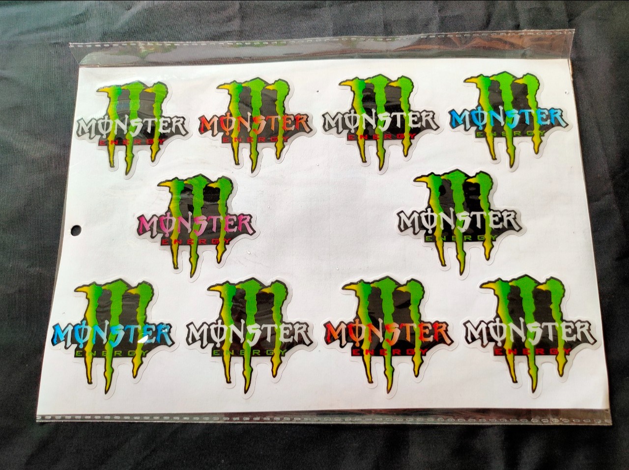 TEM DÁN MONSTER (KHÔNG BUNG CHÓC,CHỊU NƯỚC TỐT)