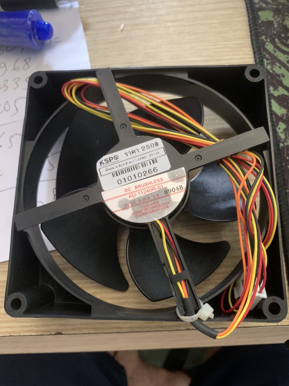 Quạt tủ lạnh toshiba dc : 12v, 0.25a, 4 dây 11x11cm