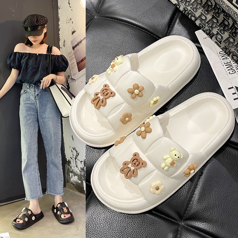 Dép nữ bánh mì CHAO, dép lê thời trang Ullzang đính sticker gấu cute đế cao 2cm siêu êm